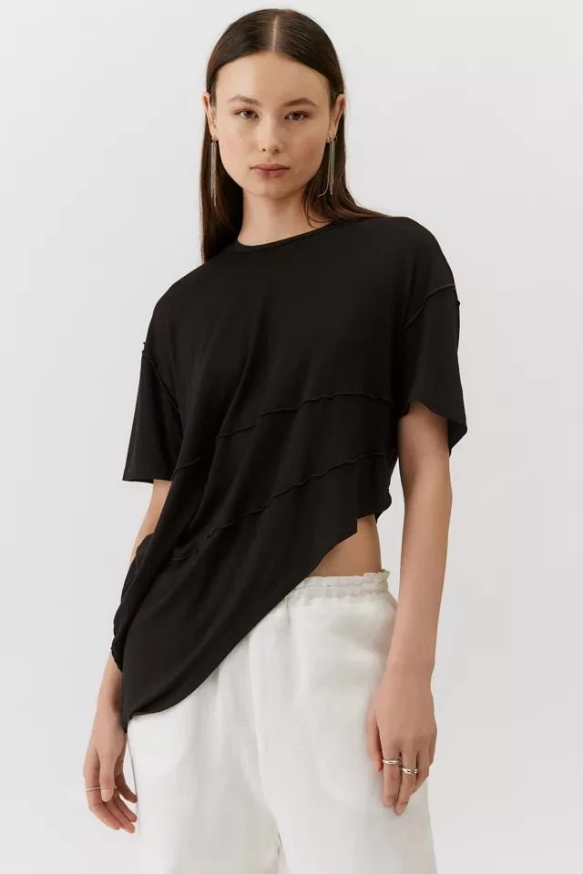 商品Urban Outfitters|UO Peek A Boo Asymmetrical Tee,价格¥150,第4张图片详细描述