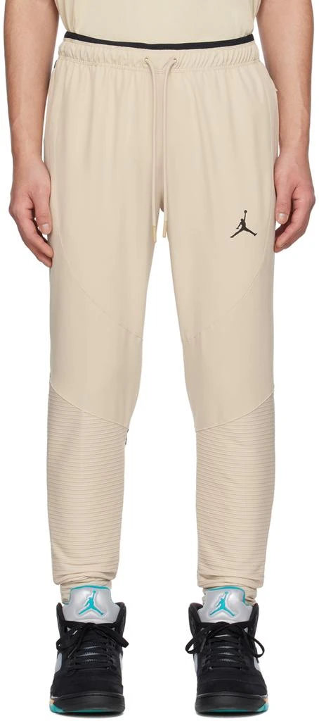 商品Jordan|Beige Paneled Sweatpants,价格¥866,第1张图片