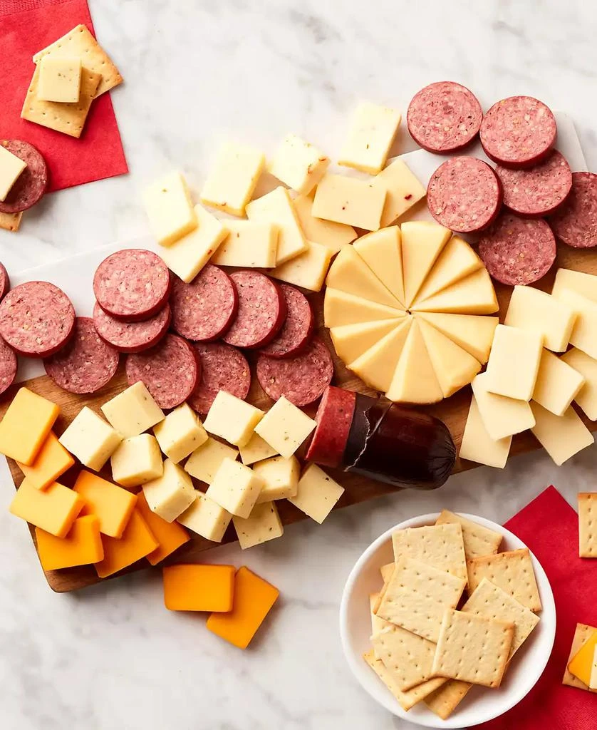商品Hickory Farms|Hearty Selection Gift Box, 9 Piece,价格¥554,第3张图片详细描述