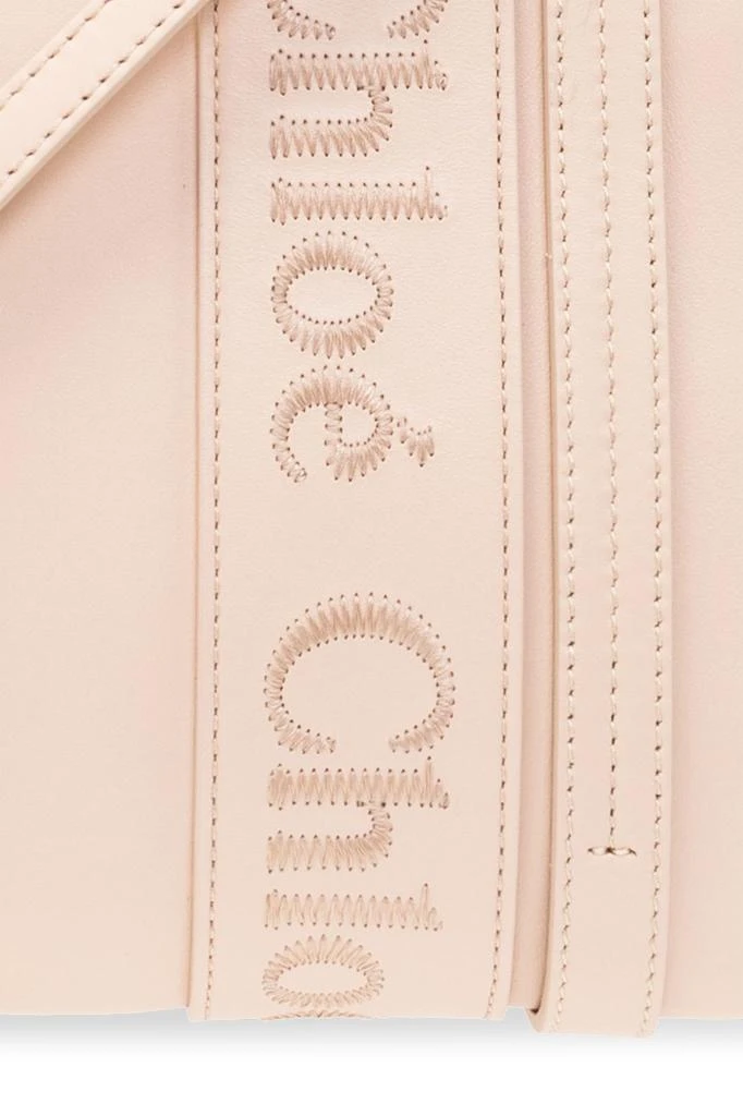 商品Chloé|Chloé Woody Logo Embroidered Small Tote Bag,价格¥9080,第5张图片详细描述