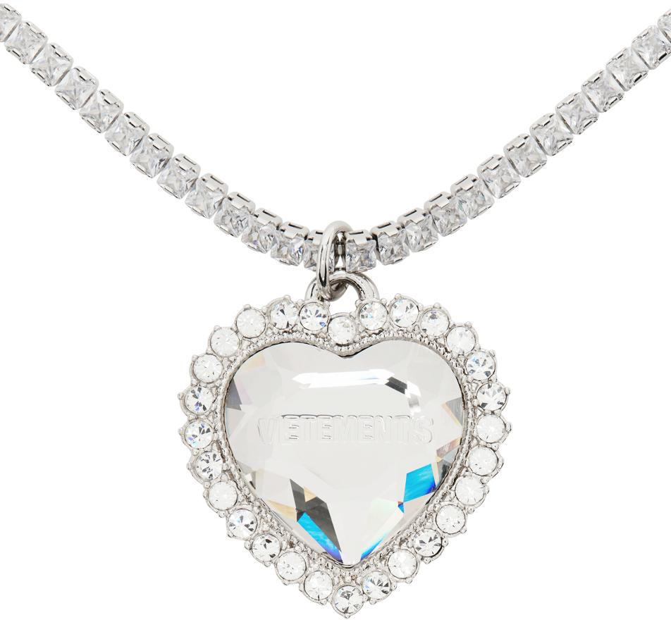 Silver & White Crystal Heart Necklace商品第2张图片规格展示