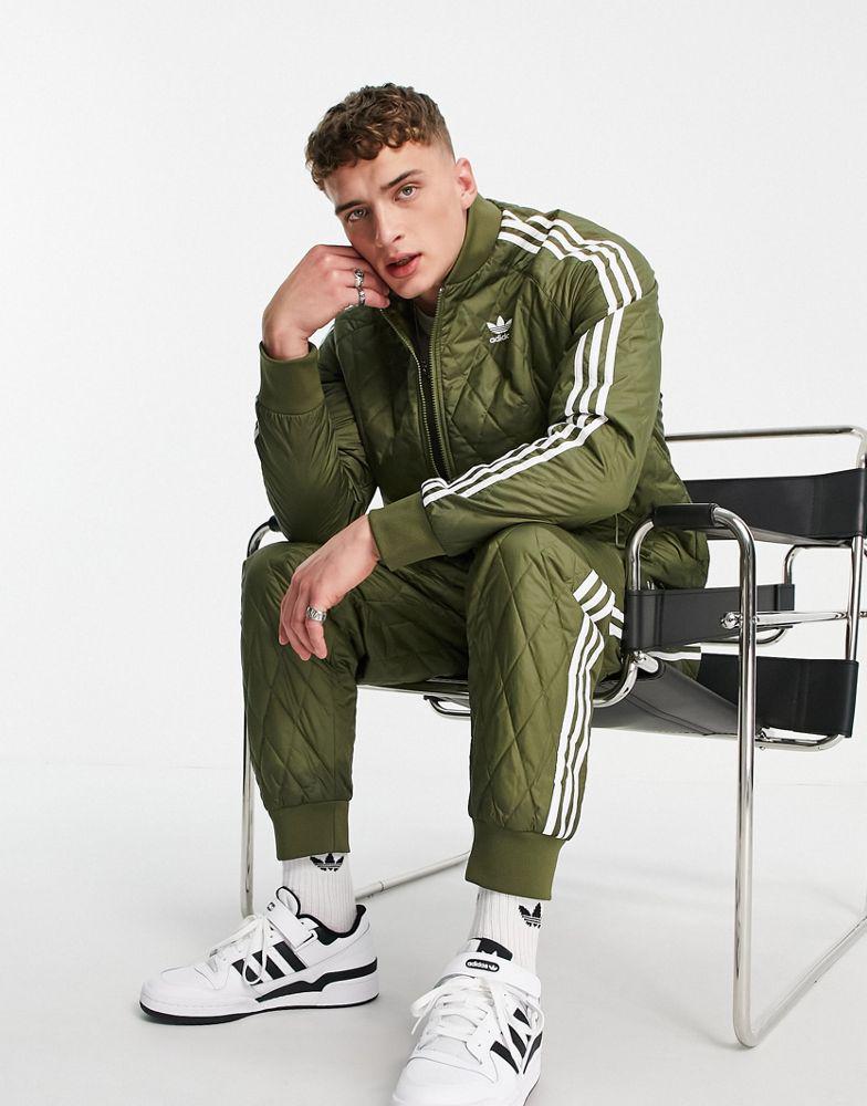 adidas Originals adicolor three stripe quilted track pants in khaki商品第1张图片规格展示