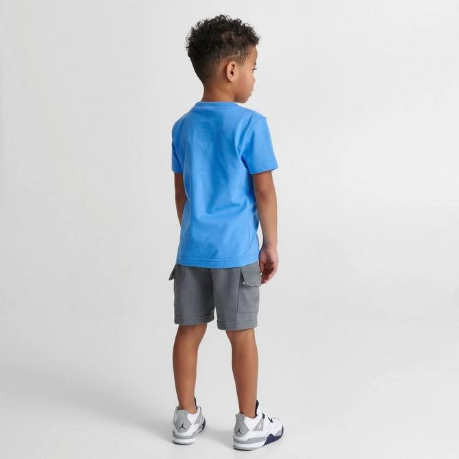 商品Jordan|Kids' Toddler Jordan Jumpman Flight T-Shirt and Cargo Shorts Set,价格¥60,第2张图片详细描述
