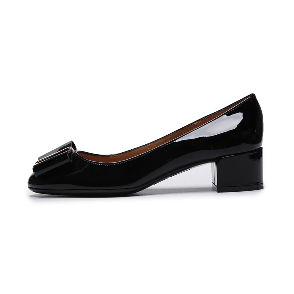 商品Salvatore Ferragamo|SALVATORE FERRAGAMO 黑色女士中跟鞋 0660862,价格¥2387,第1张图片