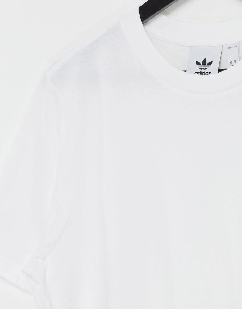 商品Adidas|adidas Originals essentials t-shirt in white with small logo,价格¥213,第4张图片详细描述