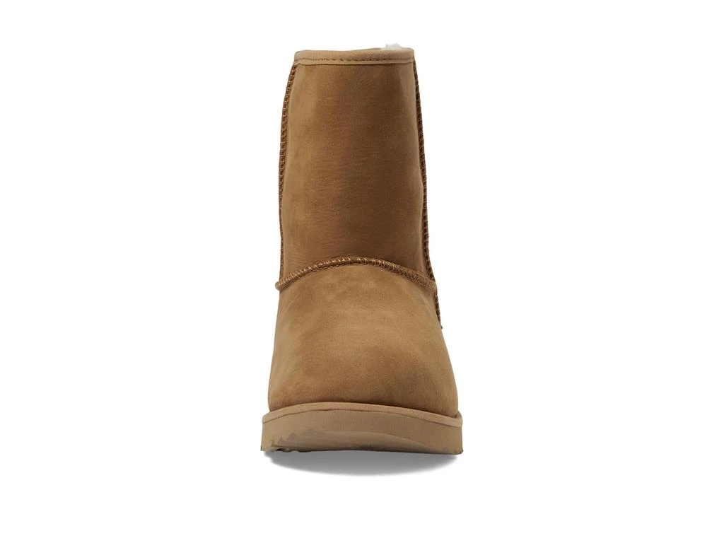 商品UGG|Classic Short II Waterproof (Little Kid/Big Kid),价格¥1116,第2张图片详细描述