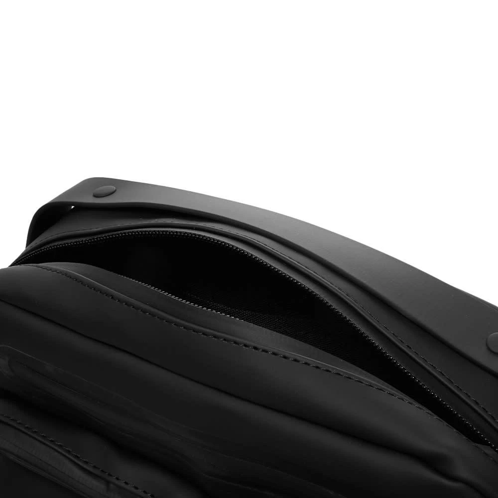 商品RAINS|Rains Box Bag Large,价格¥786,第5张图片详细描述