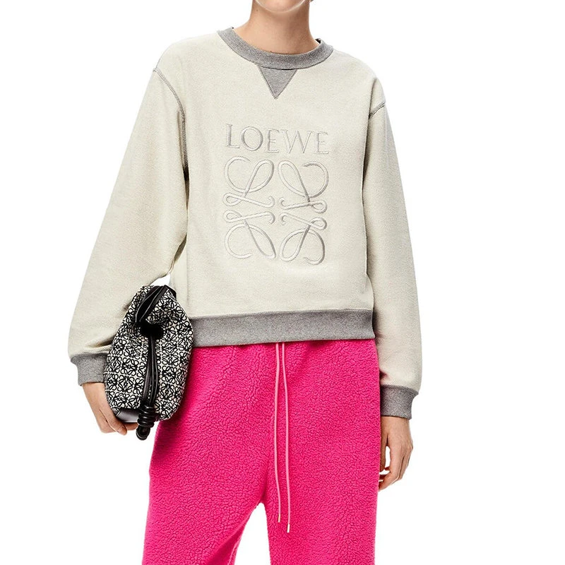商品Loewe|【预售3-7天】LOEWE/罗意威  女士灰色纯棉Anagram Logo运动衫卫衣S359341X95-1440,价格¥5133,第5张图片详细描述