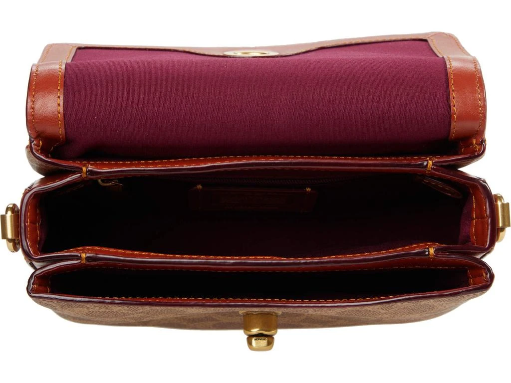 商品Coach|Coated Canvas Signature Cassie Crossbody 19,价格¥2350,第3张图片详细描述