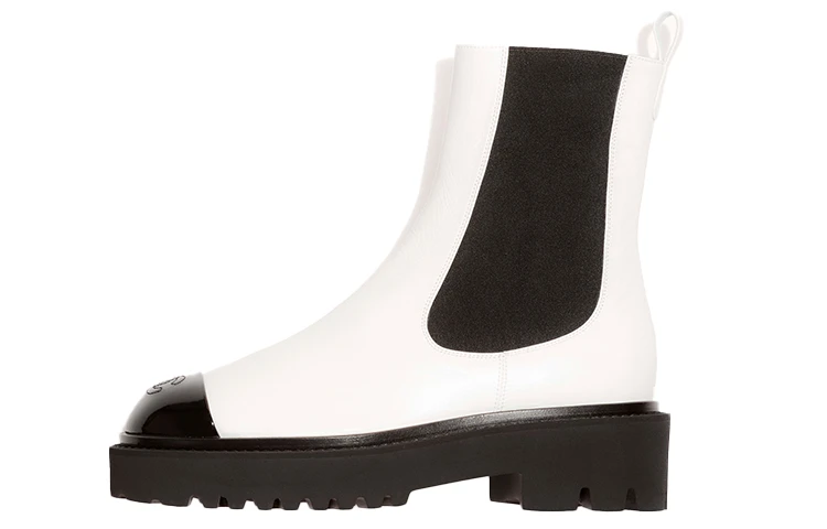商品[国内直发] Chanel|香奈儿 牛皮 圆头 切尔西靴 中跟（3-5cm） 女款 黑白色,价格¥13008,第1张图片