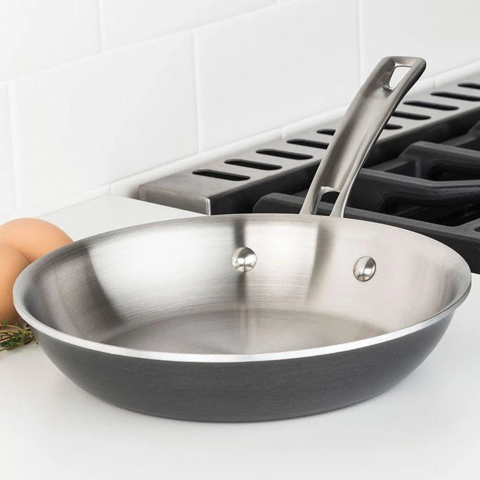 商品Viking|Hard Anodized 10 Pc Cookware Set with Stainless Steel Interior,价格¥6060,第5张图片详细描述