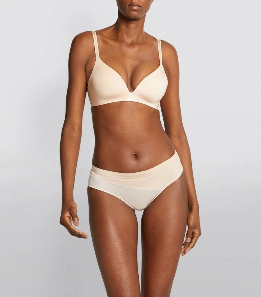 商品Chantelle|Essen Wireless T-Shirt Bra,价格¥593,第2张图片详细描述