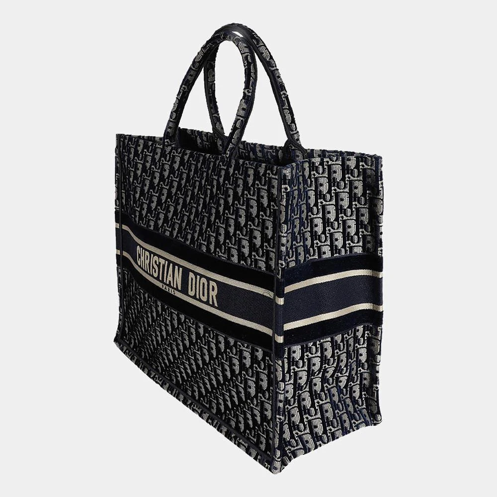 商品[二手商品] Dior|Dior Blue Oblique Velvet Large Book Tote Bag,价格¥23945,第2张图片详细描述