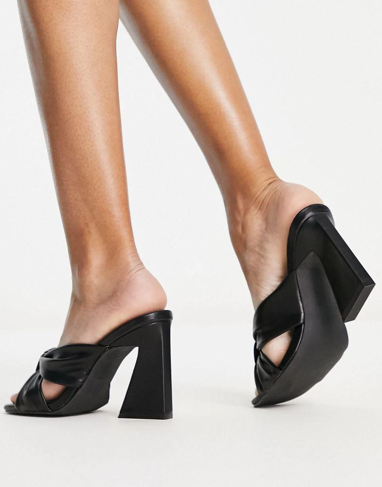 商品Truffle Collection|Truffle Collection knot front heeled mules in black,价格¥119,第2张图片详细描述
