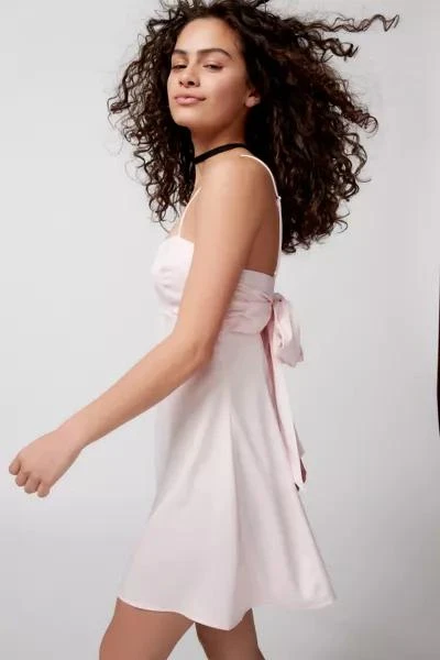 UO Bella Bow-Back Mini Dress 商品