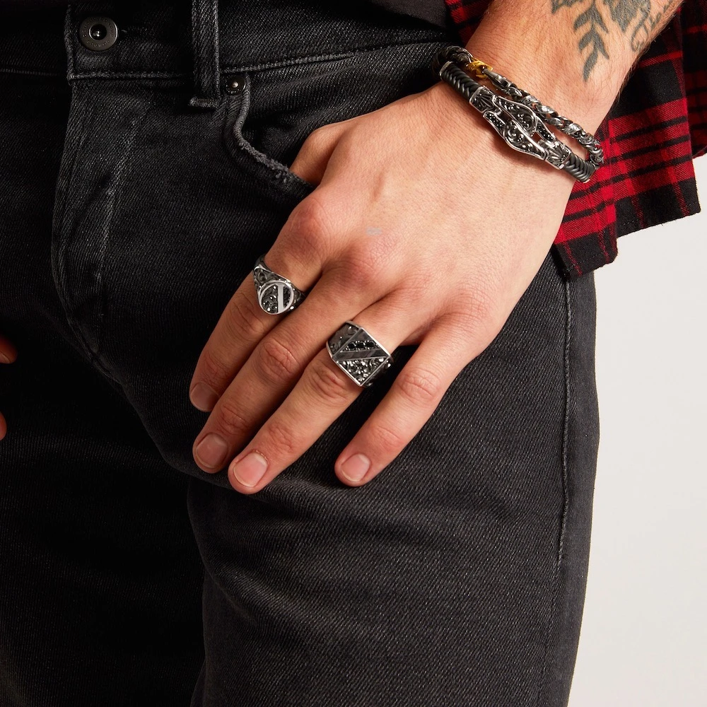 商品Zancan|Silver ring with flamboyant design and natural stones.,价格¥2228,第2张图片详细描述