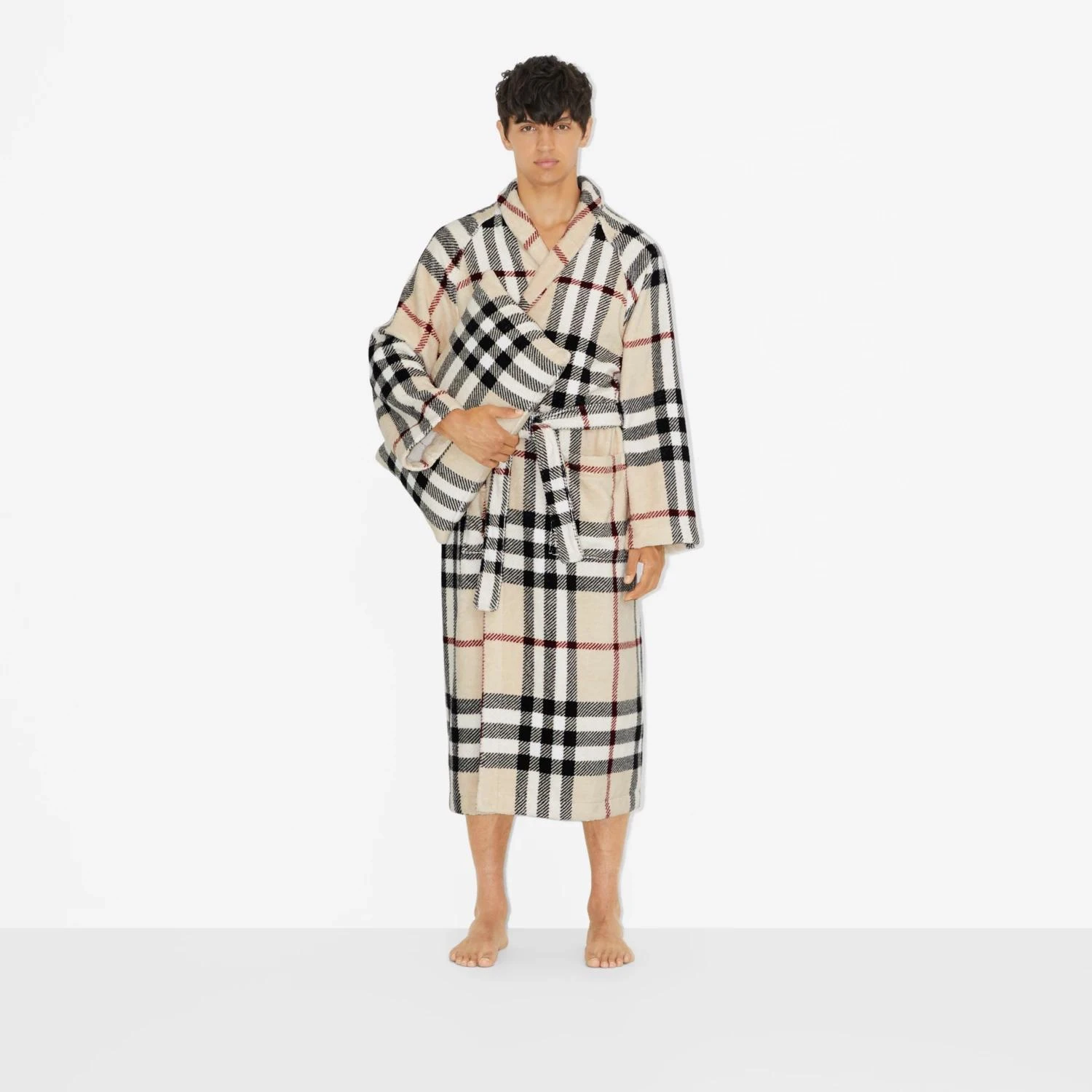 包邮包税【预售7天发货】 BURBERRY 24春夏 女士 家居用品 格纹棉质靠枕 80742121 商品