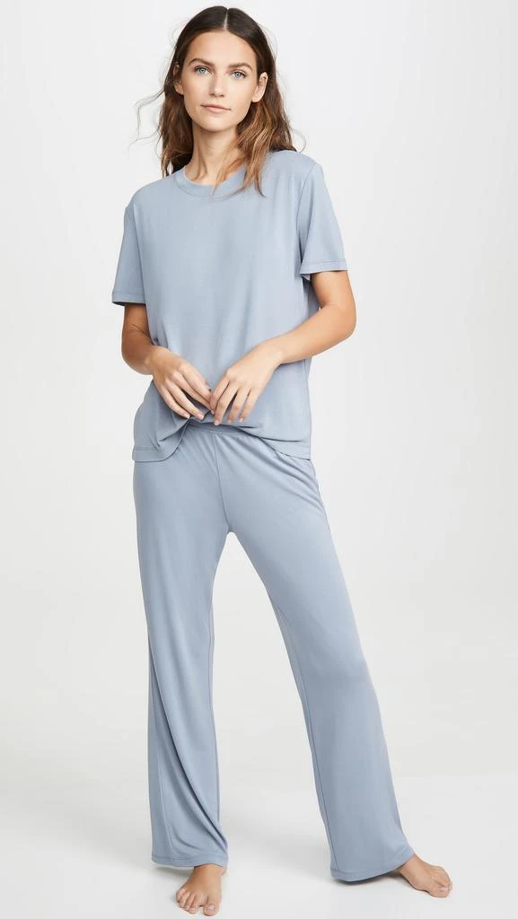 商品Calvin Klein|Calvin Klein Underwear Liquid Touch短袖T恤,价格¥200,第5张图片详细描述