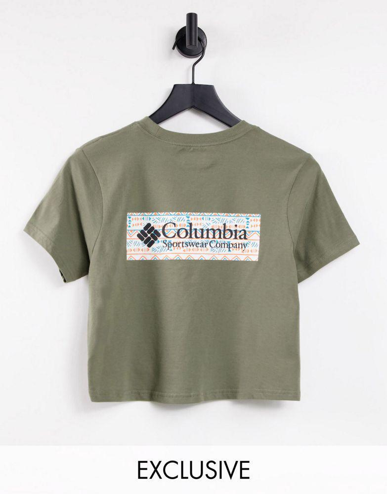商品Columbia|Columbia CSC River 1/2 crop t-shirt in green Exclusive at ASOS,价格¥117,第1张图片