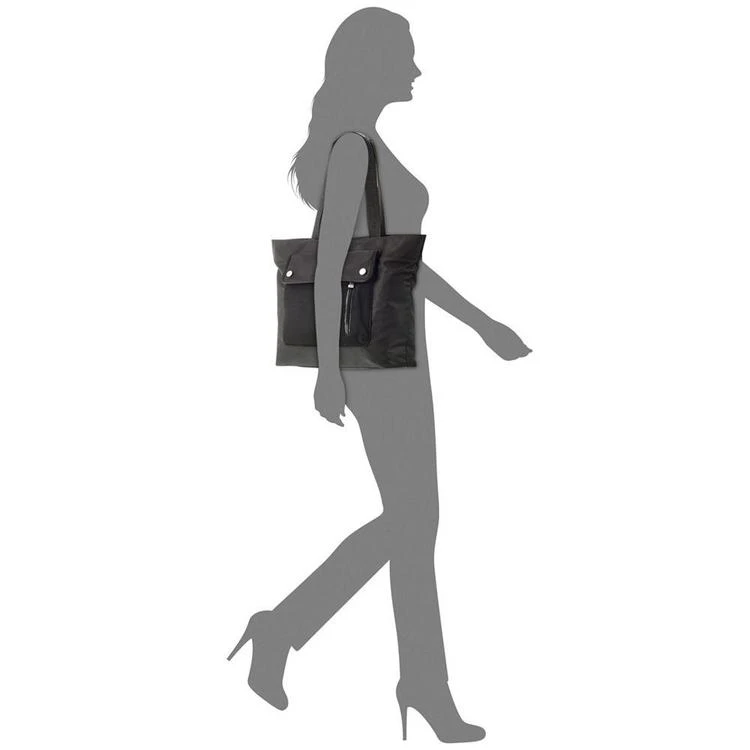商品Calvin Klein|Athleisure Extra-Large Tote,价格¥526,第2张图片详细描述