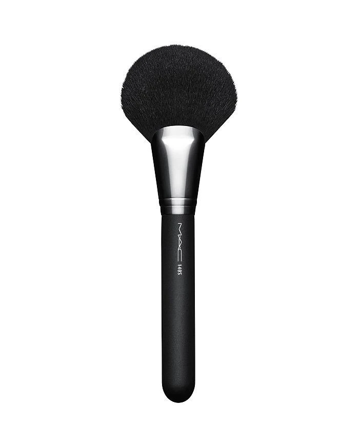 商品MAC|140 Synthetic Full Fan Brush, Next to Nothing Collection,价格¥347,第1张图片