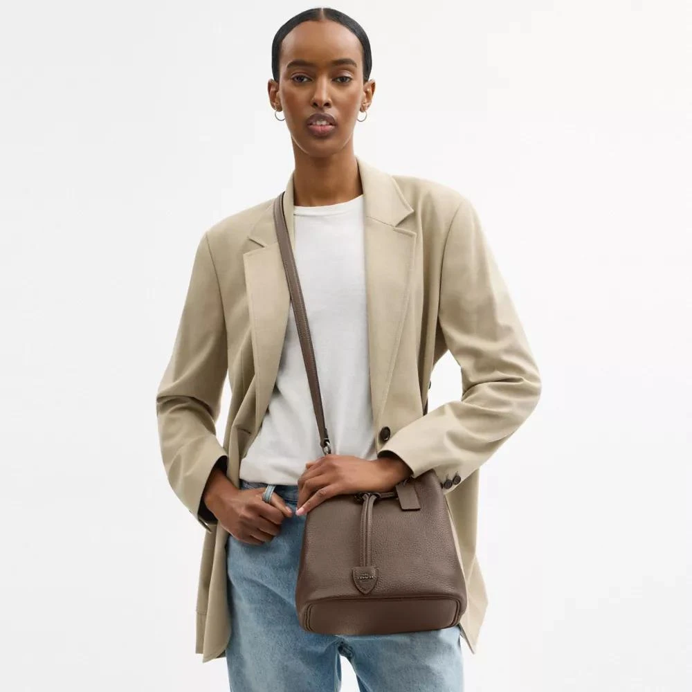 商品Coach|Rowan Bucket Bag,价格¥1615,第2张图片详细描述