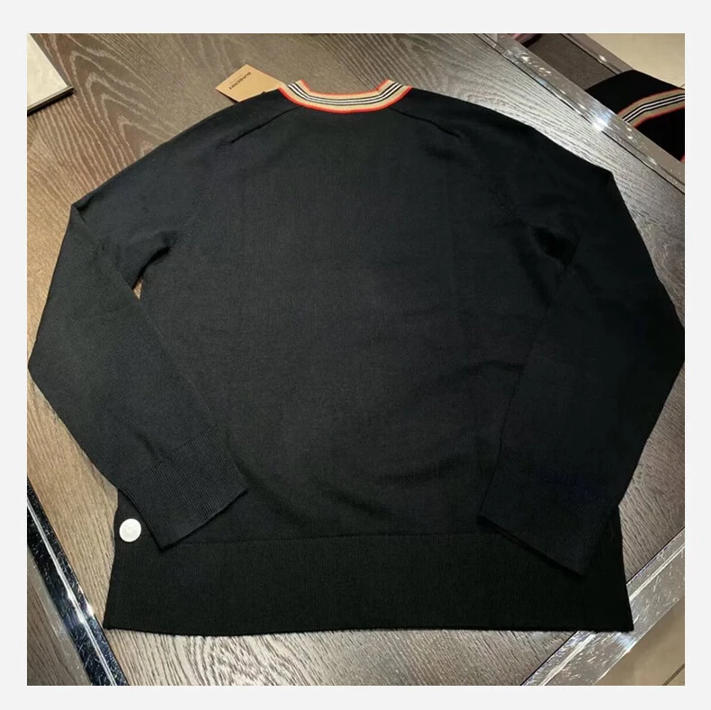 Burberry博柏利SS24条纹V领单排扣长袖针织衫女款黑色80843251 商品