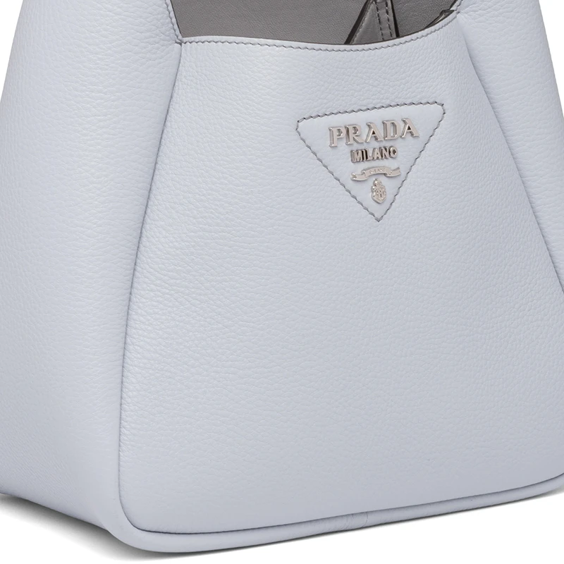 PRADA/普拉达 经典款 女士矢车菊蓝皮革饰有金属三角徽标单肩手提包1BC127_2DKV_F010I_V_OOM 商品