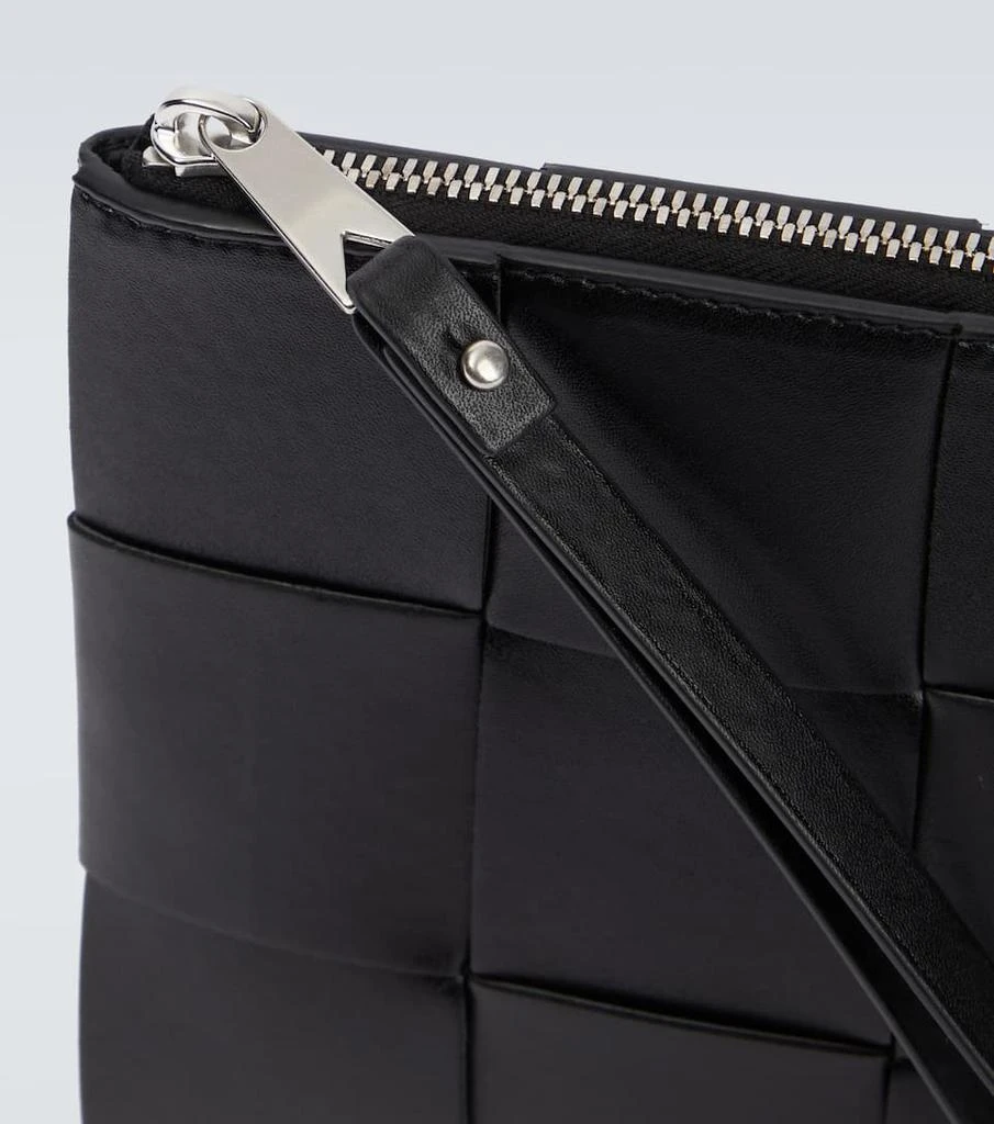 商品Bottega Veneta|Intreccio S号皮革小袋,价格¥9581,第4张图片详细描述
