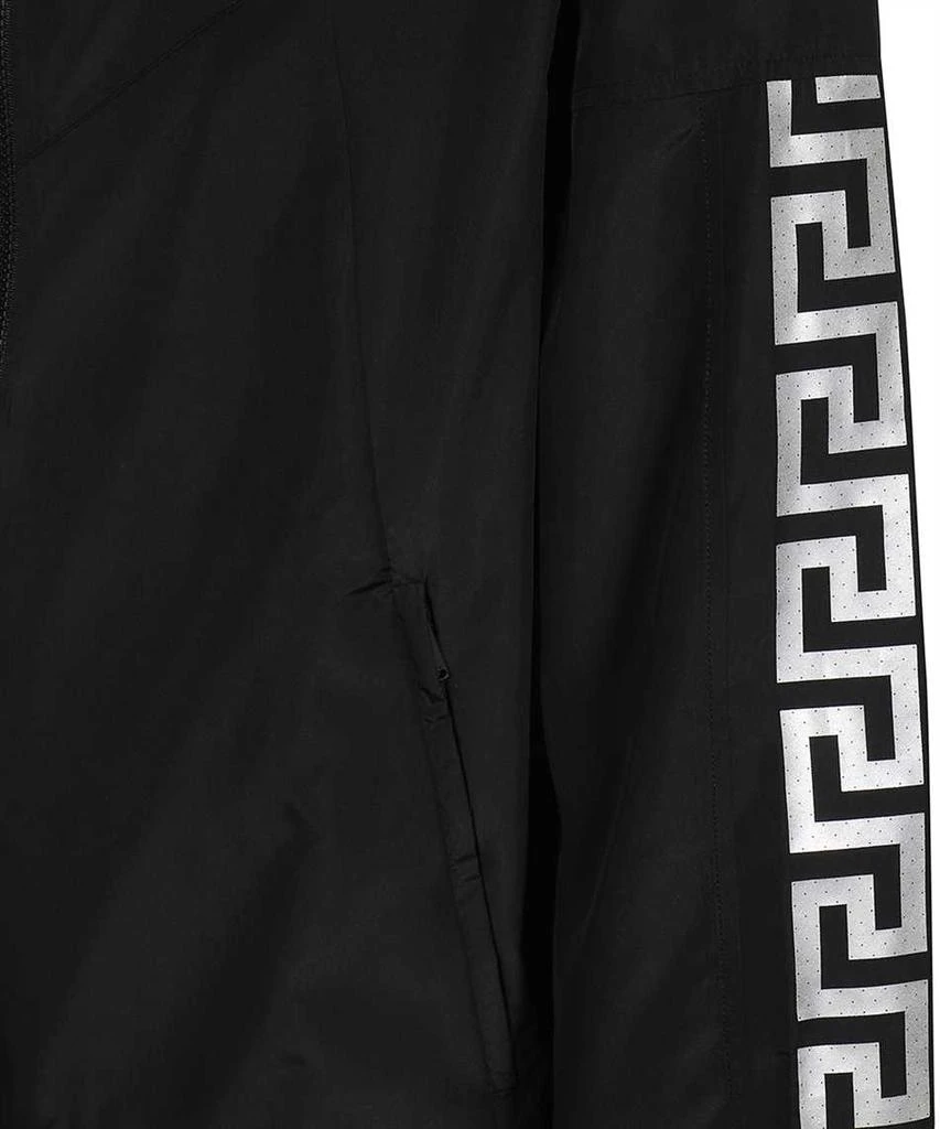 商品Versace|Versace greca running windbreaker jacket,价格¥3962,第3张图片详细描述