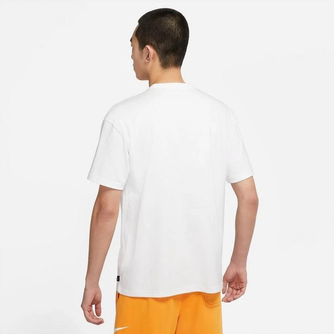 商品NIKE|Men's Nike Sportswear Premium Essentials Pocket T-Shirt,价格¥338,第2张图片详细描述