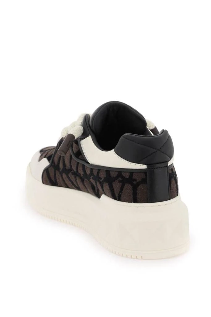 商品Valentino|Valentino garavani 'one stud xl' low-top sneakers,价格¥5600,第3张图片详细描述
