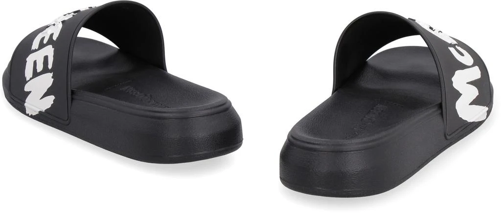 商品Alexander McQueen|Alexander McQueen Rubber Slides,价格¥2464,第4张图片详细描述