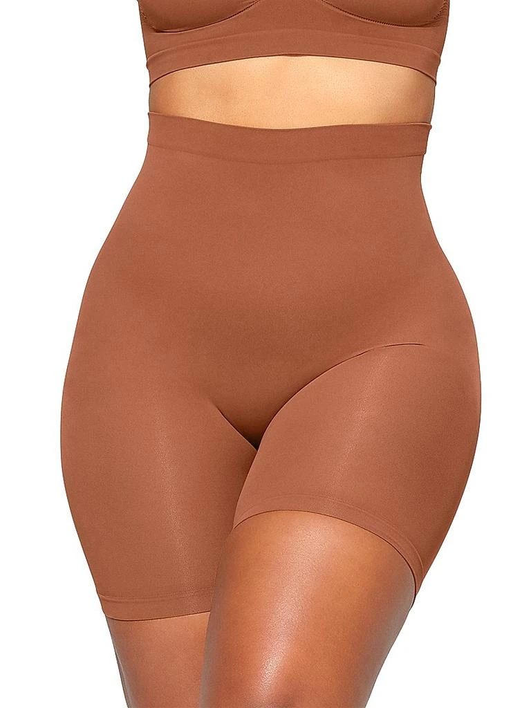 商品SKIMS|Seamless Sculpt Mid-Thigh Short,价格¥301,第3张图片详细描述