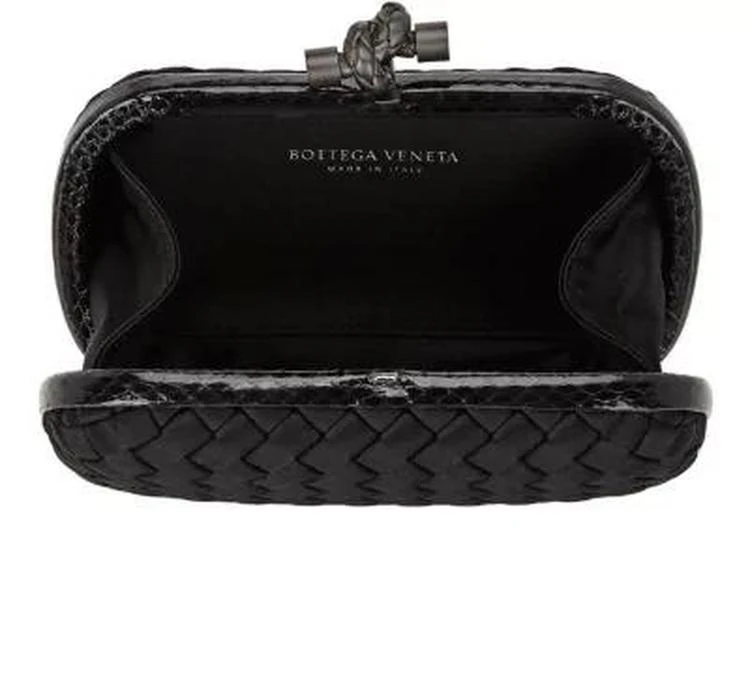 商品Bottega Veneta|Intreccio Impero Satin Clutch,价格¥9214,第5张图片详细描述