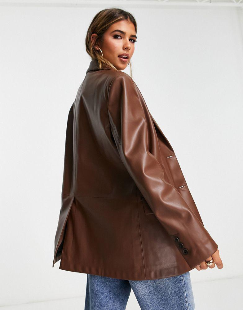 Bershka oversized faux leather blazer in brown商品第2张图片规格展示