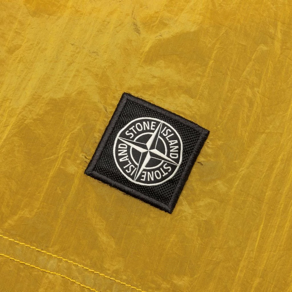 商品Stone Island|Stone Island Nylon Metal Shorts - Yellow,价格¥1108,第3张图片详细描述