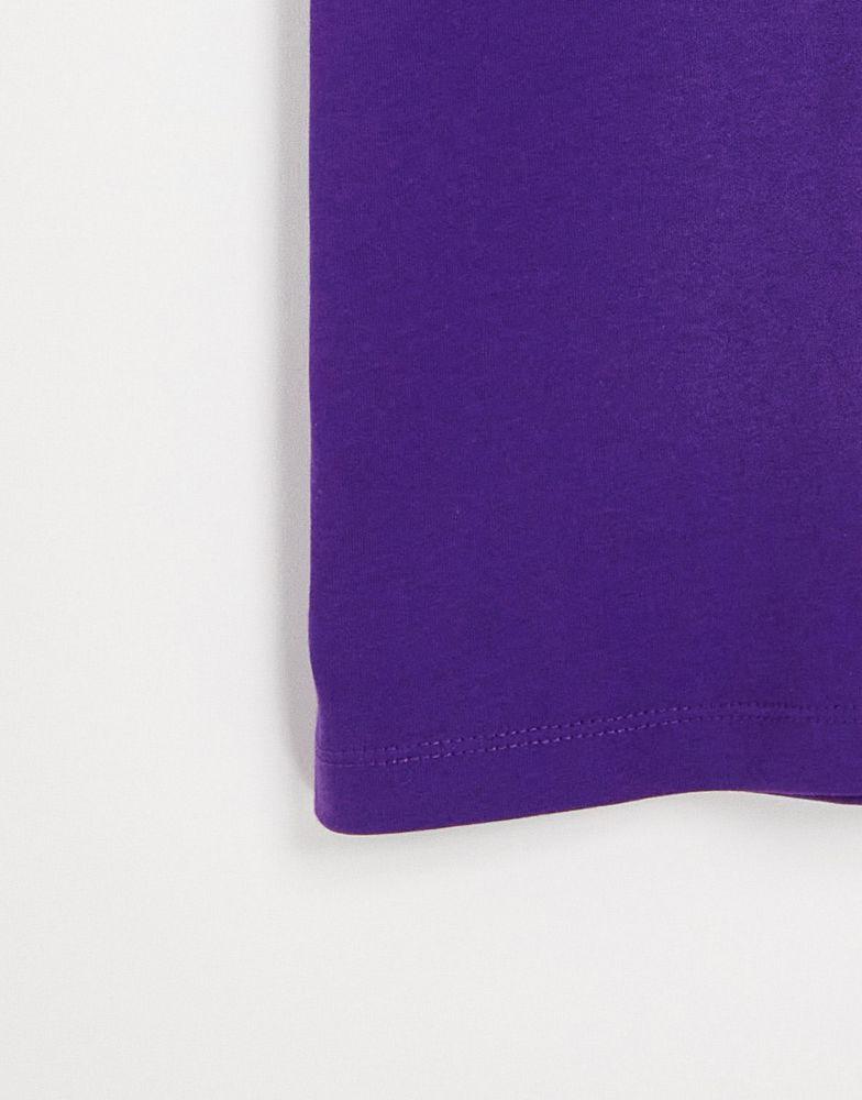 The North Face Essential Colourblock t-shirt in purple Exclusive at ASOS商品第4张图片规格展示