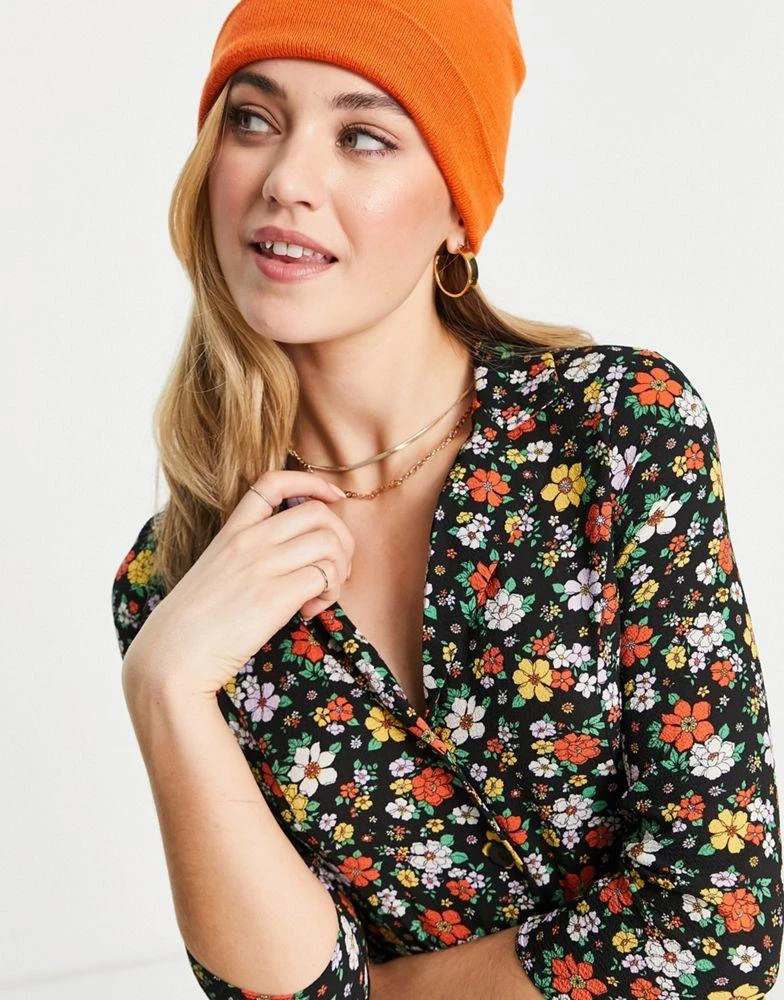 商品ASOS|ASOS DESIGN collared button through mini shirt dress in black floral print,价格¥176,第3张图片详细描述