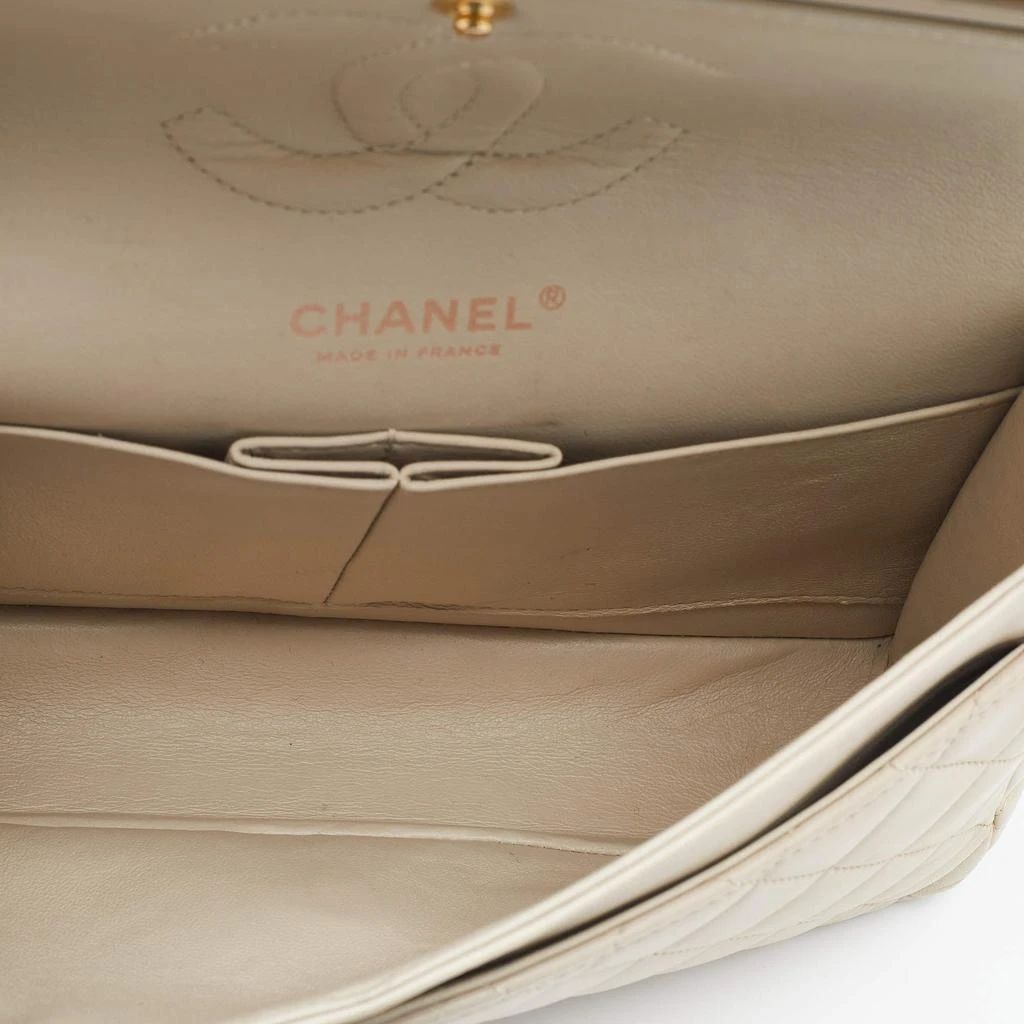 Chanel Cream Quilted Leather Medium Classic Double Flap Bag 商品