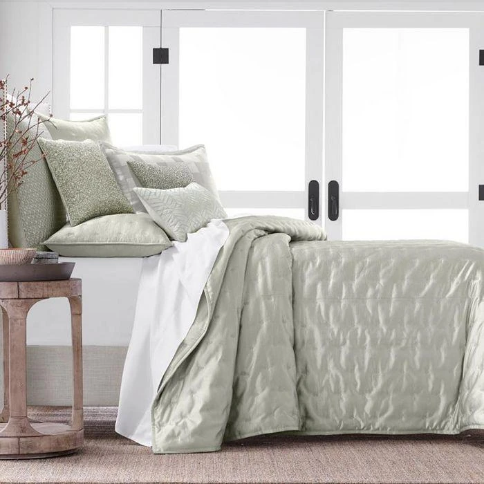 商品Hudson|Nouveau Coverlet, King - 100% Exclusive,价格¥2635,第2张图片详细描述