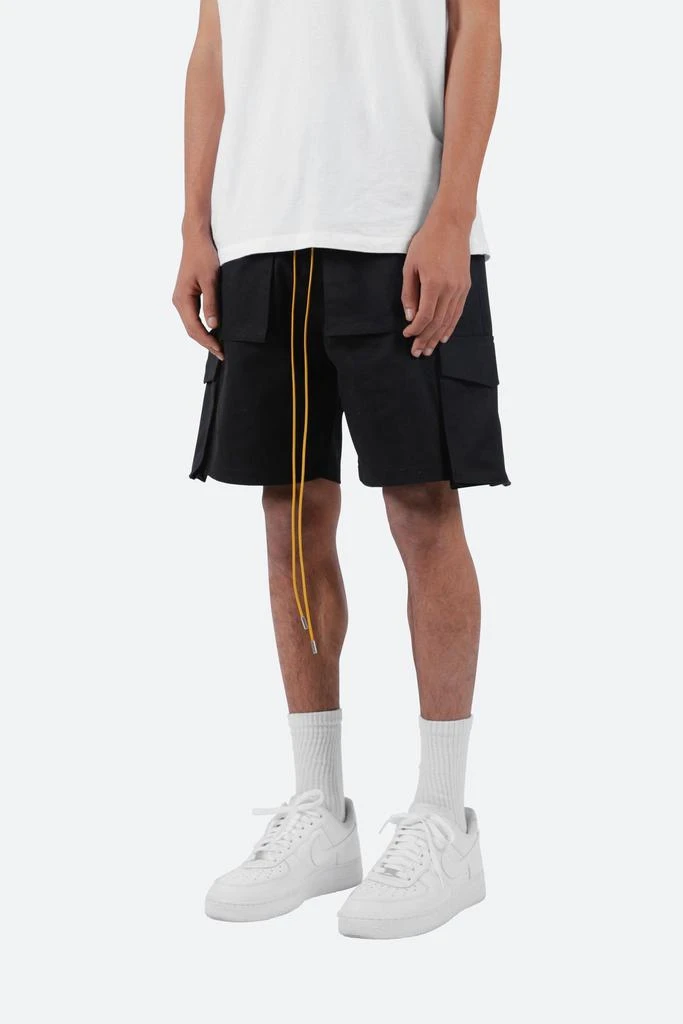 商品MNML|Cargo Drawcord Shorts - Black短裤,价格¥107,第3张图片详细描述