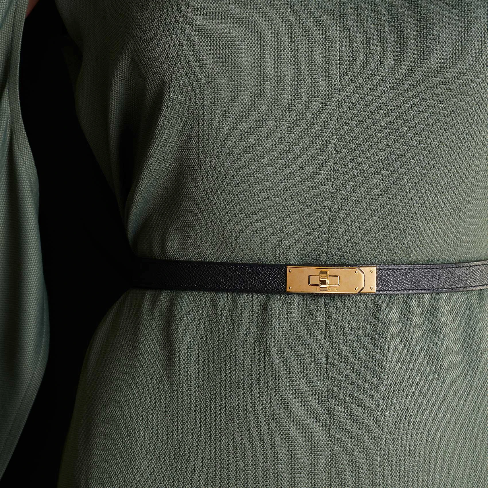 商品[国内直发] Hermes|爱马仕 Kelly金色扣 Epsom小牛皮腰带 牛皮 皮带 女款 黑色 1.8cm,价格¥7698,第4张图片详细描述