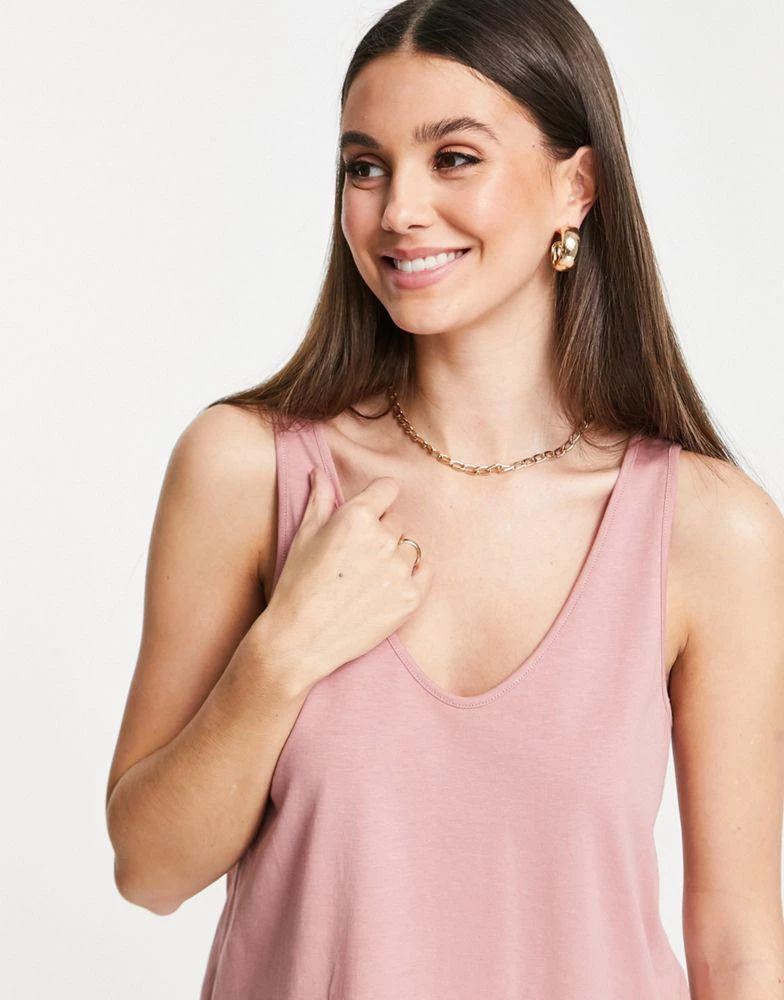商品Echo Design|ASOS DESIGN Tall ultimate vest with scoop neck in cotton blend in rose - PINK,价格¥29,第3张图片详细描述