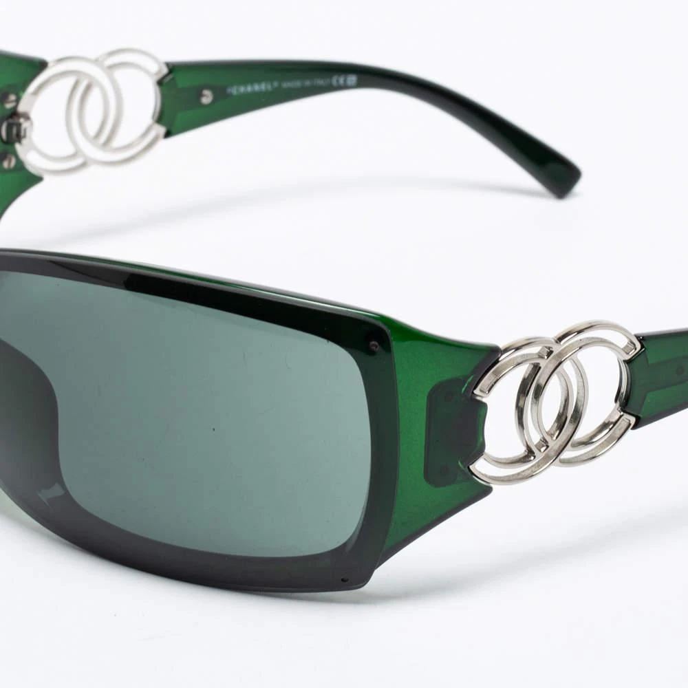 商品[二手商品] Chanel|Chanel Black Tone / Green 6020 Shield Sunglasses,价格¥2367,第2张图片详细描述