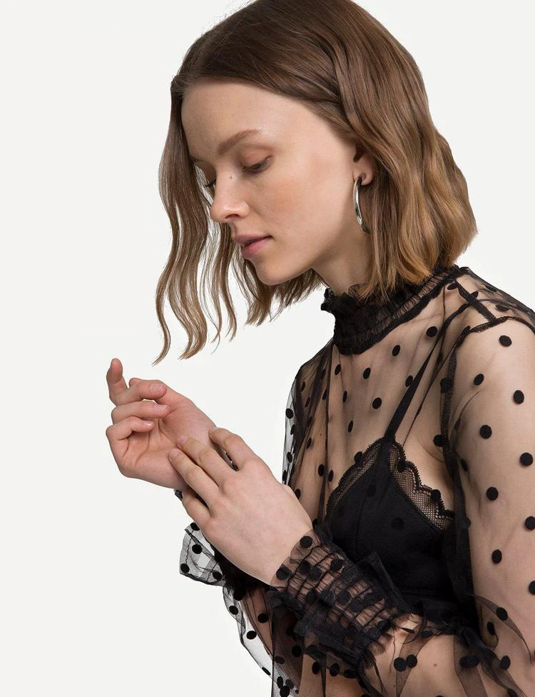 商品Pixie Market|Black Sheer Polka Dot Mesh Top,价格¥406,第2张图片详细描述