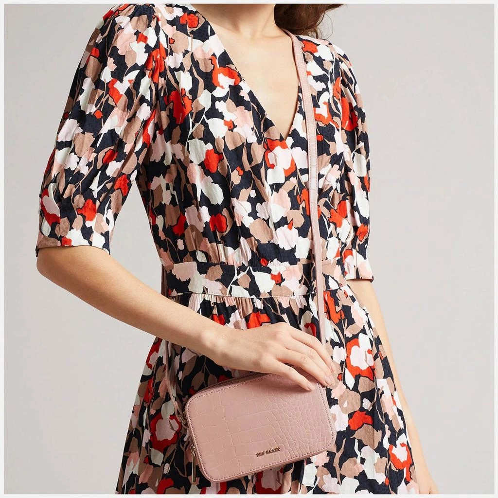 商品Ted Baker London|Ted Baker Women's Stina Double Zip Mini Camera Bag - Mid-Pink,价格¥444,第2张图片详细描述