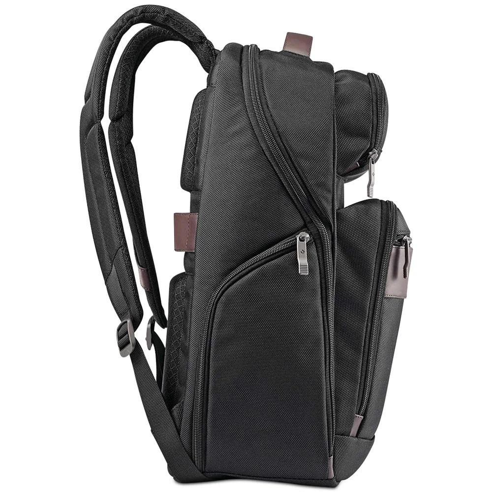 Kombi 17.5" Large Backpack 商品