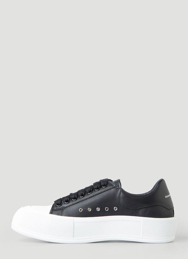 商品Alexander McQueen|Deck Lace-Up Plimsoll Sneakers in Black,价格¥3951,第5张图片详细描述