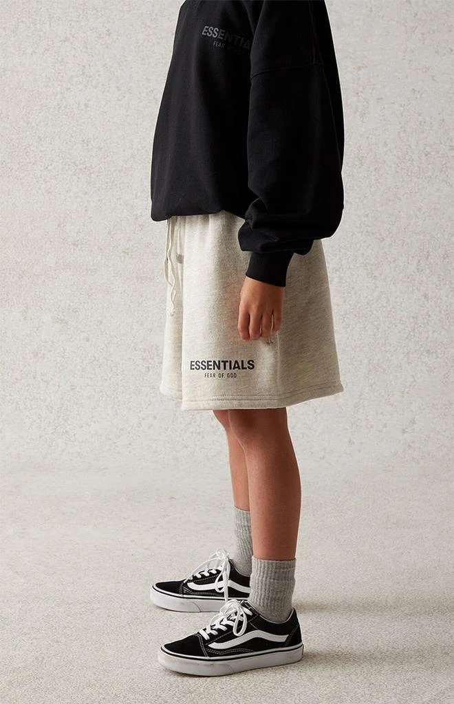 商品Essentials|Oatmeal Sweat Shorts,价格¥165,第2张图片详细描述